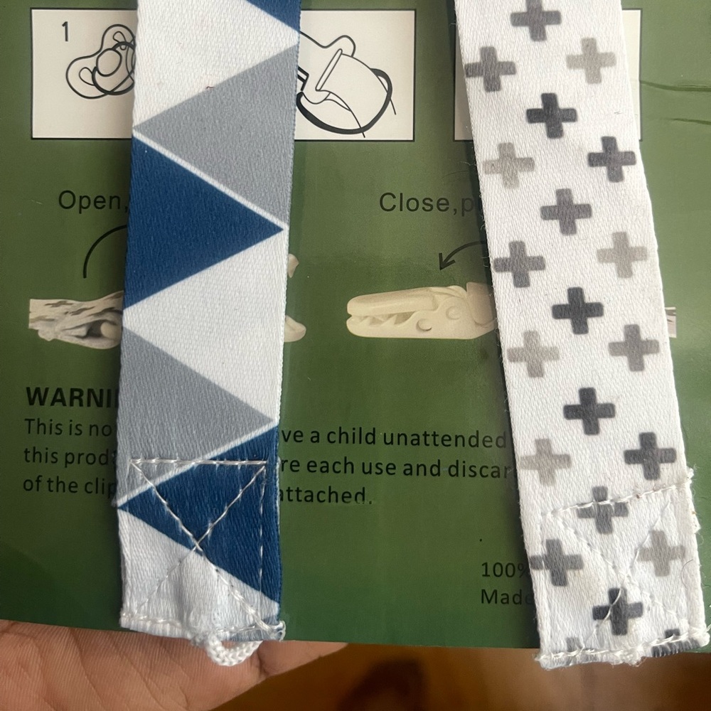 Pacifier clips
